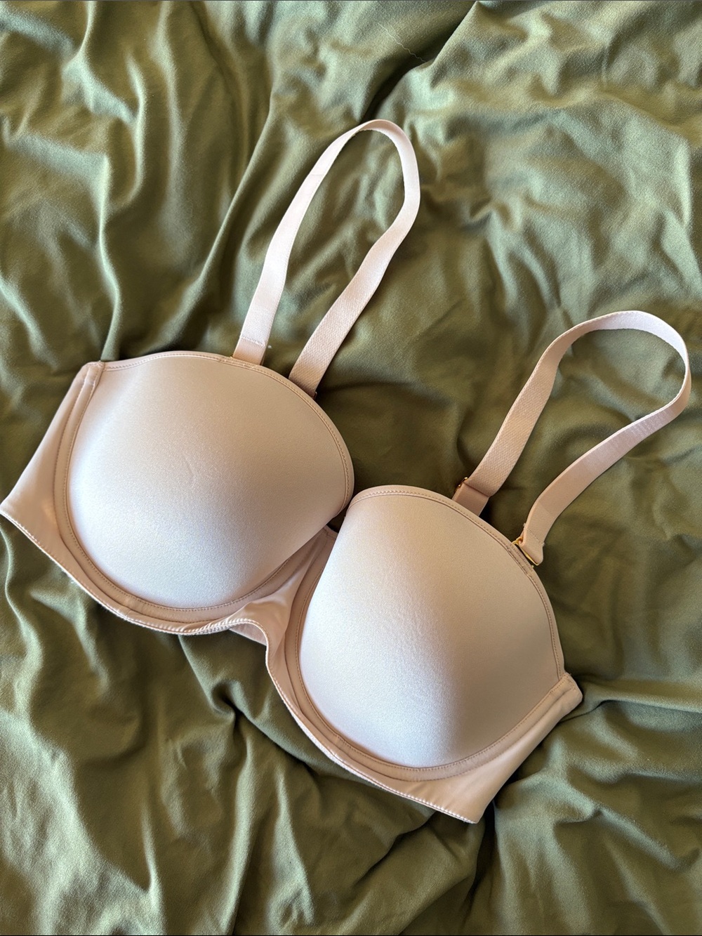 NWOT Aisilin Nude Strapless Bra